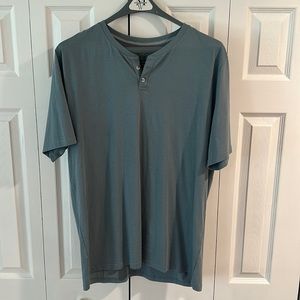 FreeFly apparel 2XL short sleeve shirt. Never worn